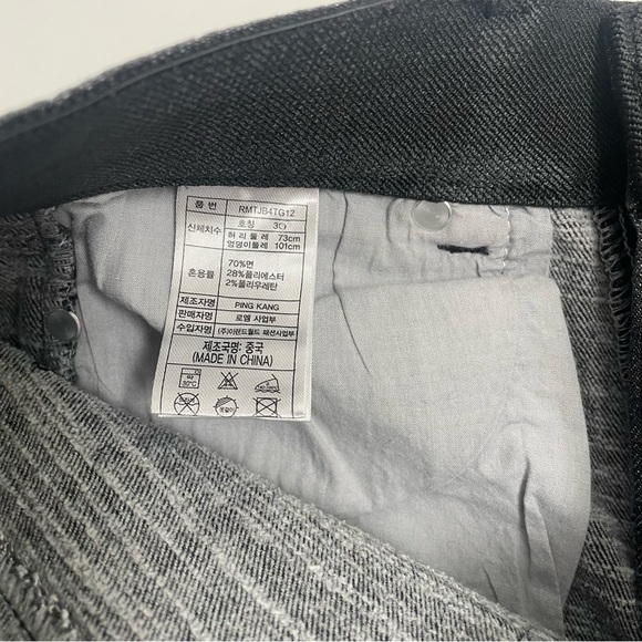 MAISON DE ROEM elastic waist black cropped mini flare jeans - Picture 2 of 8